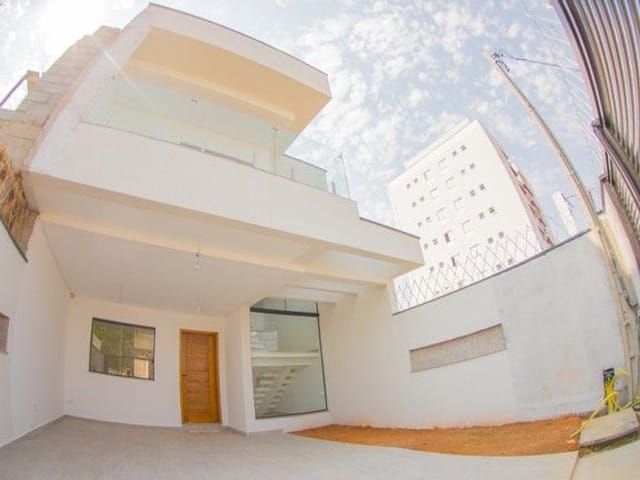 Foto do Sobrado - Sobrado com 3 dormitórios à venda, 178 m² por R$ 535.000,00 - Jardim Oasis - Taubaté/SP | INDEPENDENCE NEGOCIOS IMOBILIARIOS LTDA