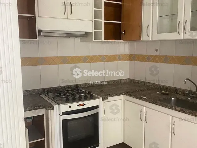 Sobrado com 105m² 3 quartos e 2 banheiros, à venda, no bairro Parque São Vicente em Mauá