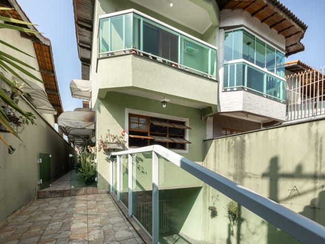 Foto do Sobrado - Sobrado para venda em Jardim Pirituba com 4 quartos, sendo 1 suíte, 245m² | Lares e Andares Imóveis