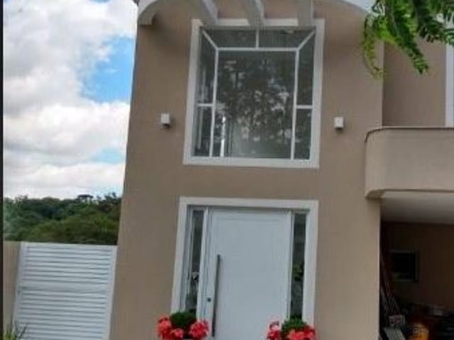 Sobrado com 360m² 3 quartos e 3 banheiros, à venda, no bairro Jardim Colibri em Cotia
