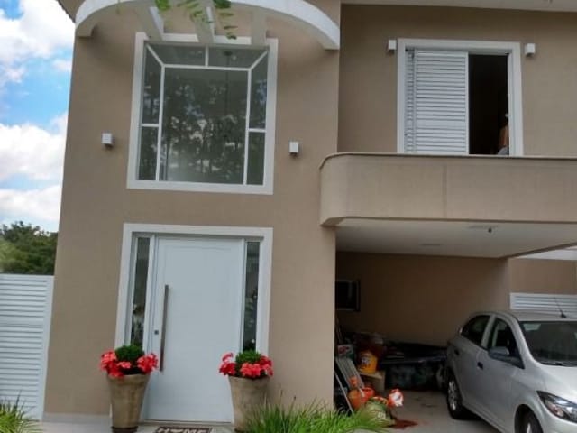 Sobrado com 360m² 3 quartos e 3 banheiros, à venda, no bairro Jardim Colibri em Cotia