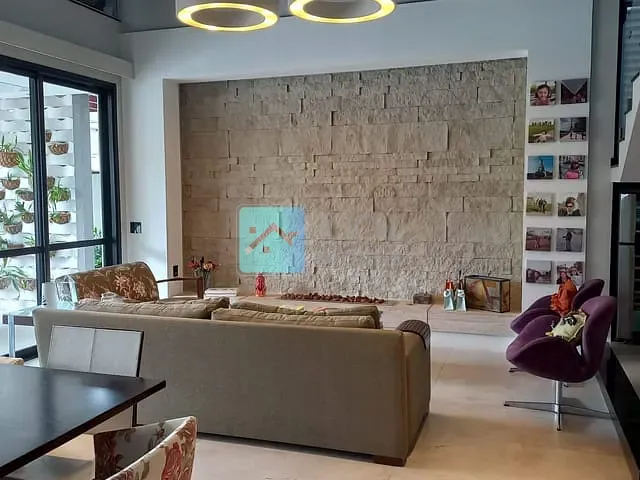 Sobrado com 450m² 4 quartos e 5 banheiros, para alugar, no bairro Urbanova em São José dos Campos