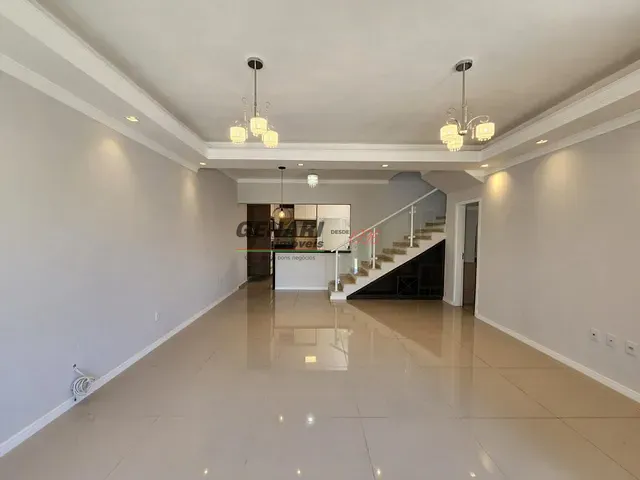 Sobrado com 150m² 3 quartos e 4 banheiros, à venda, no bairro Villaggio Di Itaici em Indaiatuba