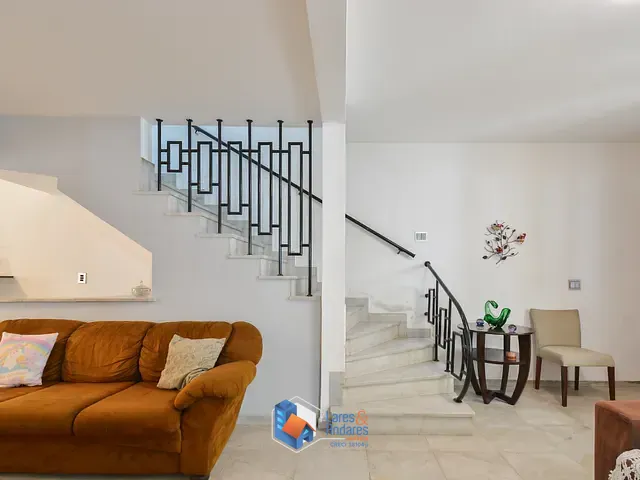 Sobrado com 1000m² 4 quartos e 6 banheiros, à venda, no bairro Vila Monumento em São Paulo