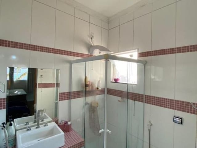 Foto do Sobrado - Sobrado com Piscina, 4 dormitórios à venda, 140 m² por R$ 899.000 - Villa Branca - Jacareí/SP | RUSSI IMÓVEIS
