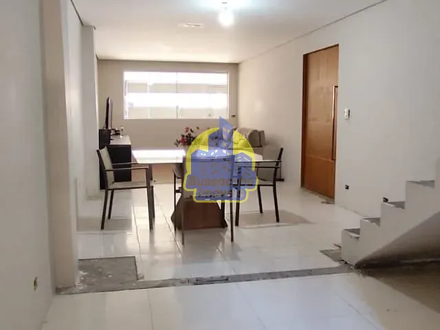 Sobrado com 250m² 4 quartos e 3 banheiros, à venda, no bairro Vila Engenho Novo em Barueri