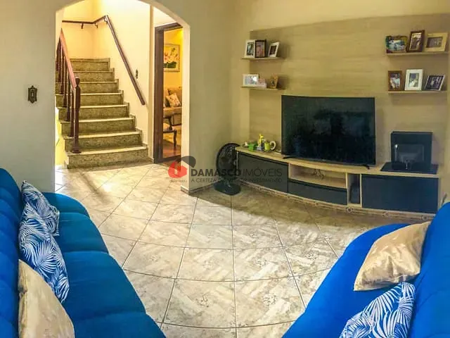 Sobrado com 350m² 5 quartos e 2 banheiros, à venda, no bairro Vila Sacadura Cabral em Santo André