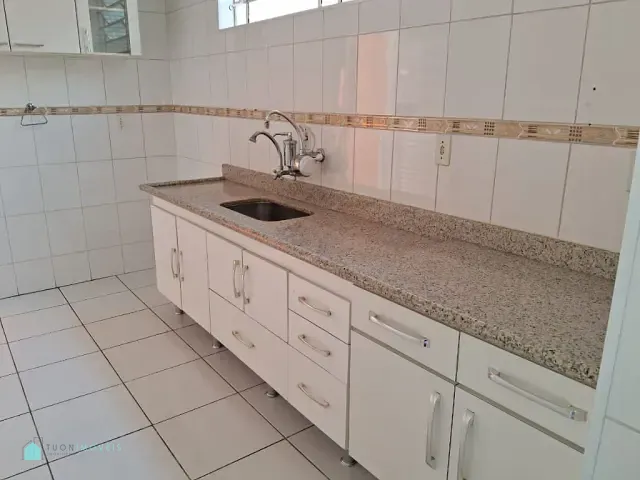 Sobrado com 160m² 3 quartos e 5 banheiros, para alugar, no bairro Jardim Monjolo em São Paulo