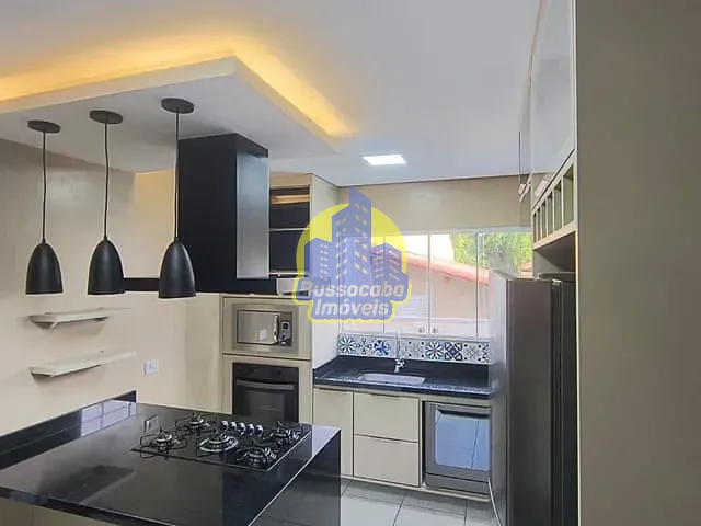 Sobrado com 250m² 3 quartos e 2 banheiros, à venda, no bairro Jardim D'Abril em Osasco