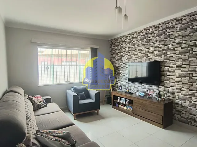 Sobrado com 250m² 3 quartos e 2 banheiros, à venda, no bairro Jardim D'Abril em Osasco