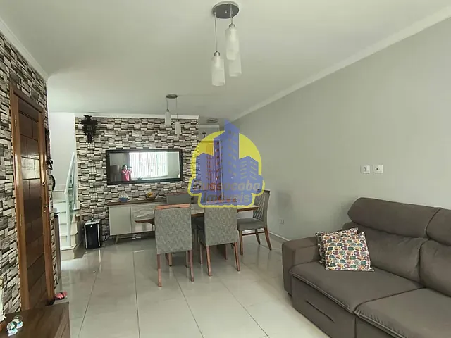 Sobrado com 250m² 3 quartos e 2 banheiros, à venda, no bairro Jardim D'Abril em Osasco
