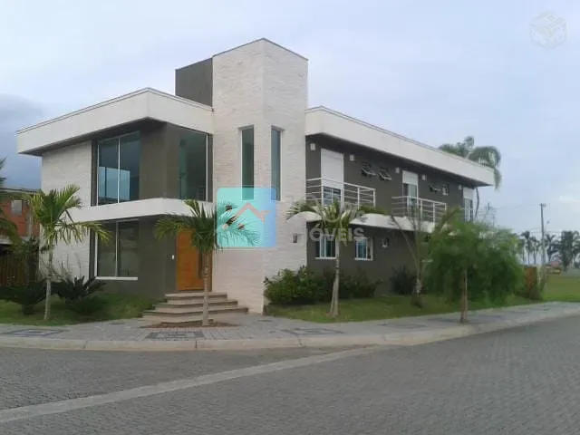 Sobrado com 850m² 3 quartos e 5 banheiros, à venda, no bairro Massaguaçu em Caraguatatuba