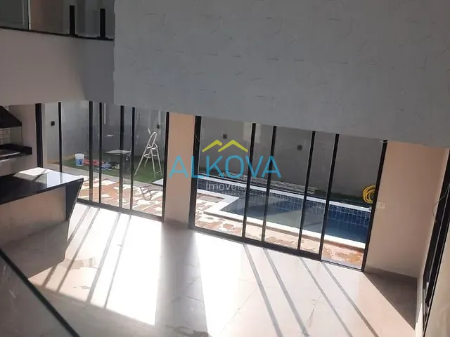 Sobrado com 250m² 3 quartos e 3 banheiros, à venda, no bairro Loteamento Floresta em São José dos Campos