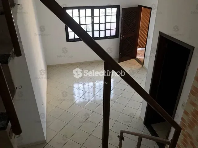 Sobrado com 100m² 3 quartos e 1 banheiro, à venda, no bairro Colônia em Ribeirão Pires