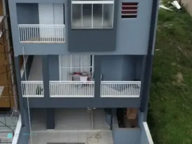 Sobrado com 175m² 3 quartos e 3 banheiros, à venda, no bairro Villa Verde em Franco da Rocha