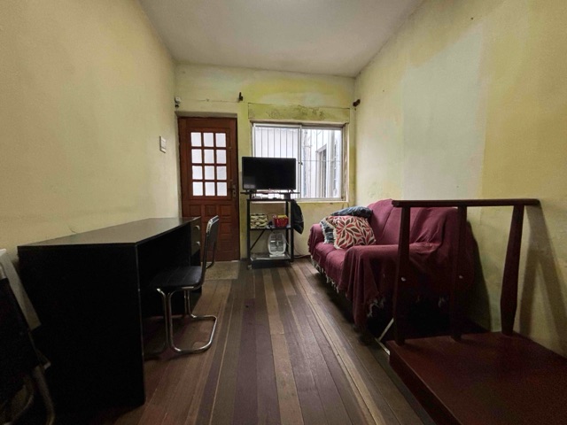 Casa 2 quartos e 2 banheiros, à venda, no bairro Centro em Pelotas
