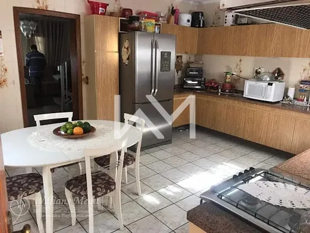 Sobrado com 7m² 3 quartos e 2 banheiros, à venda, no bairro Jardim Munhoz em Guarulhos