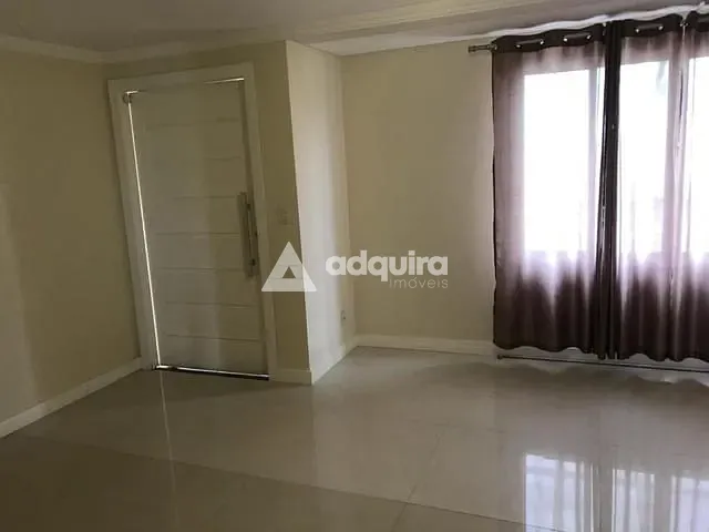 Sobrado 3 quartos e 3 banheiros, à venda, no bairro Oficinas em Ponta Grossa