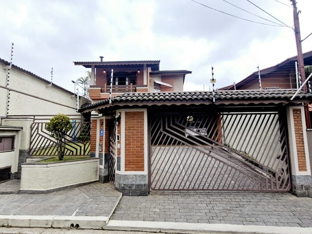 Foto do Sobrado - Sobrado para venda em Vila Albertina com 4 quartos, sendo 2 suítes, 333m² | Lares e Andares Imóveis