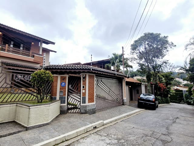 Foto do Sobrado - Sobrado para venda em Vila Albertina com 4 quartos, sendo 2 suítes, 333m² | Lares e Andares Imóveis