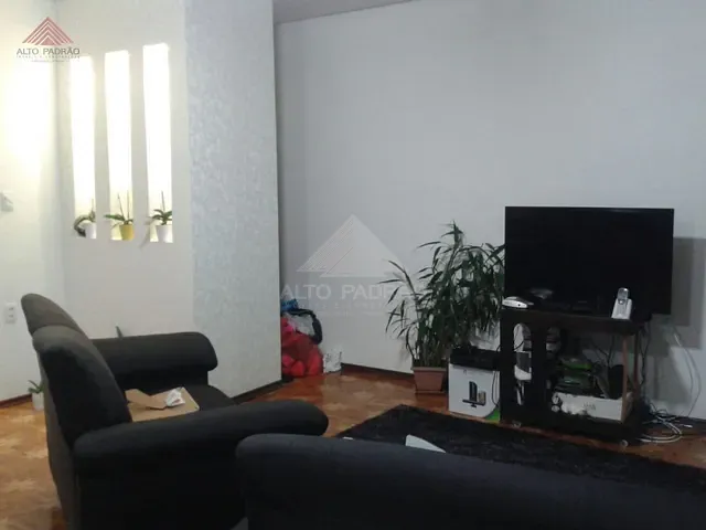 Sobrado 4 quartos e 1 banheiro, à venda, no bairro Jardim Guapituba em Mauá