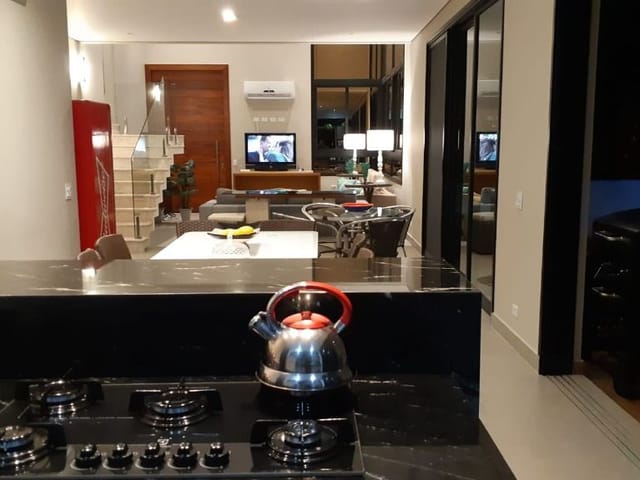 Foto do Sobrado - Sobrado com 4 dormitórios à venda, 230 m² por R$ 2.700.000,00 - Condomínio Recanto da Lagoinha - Ubatuba/SP | RUSSI IMÓVEIS