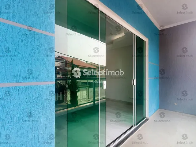 Sobrado com 273m² 3 quartos e 3 banheiros, à venda, no bairro Jardim Guapituba em Mauá