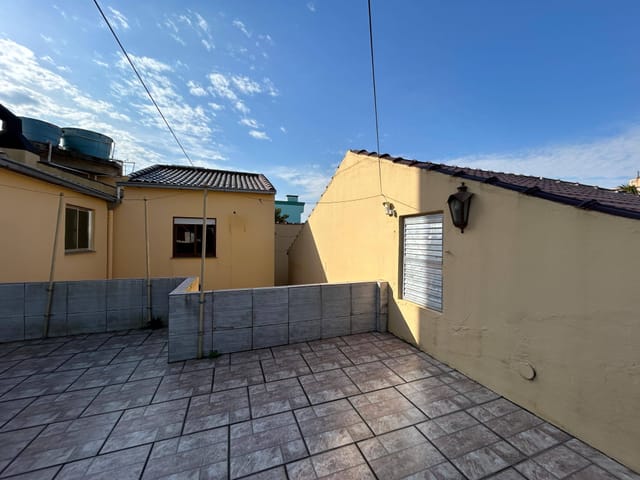 Casa com 281m² 4 quartos e 2 banheiros, à venda, no bairro Centro em Pelotas