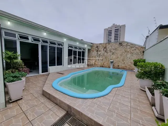 Sobrado com 608m² 4 quartos e 6 banheiros, à venda, no bairro Vila Nova Socorro em Mogi das Cruzes