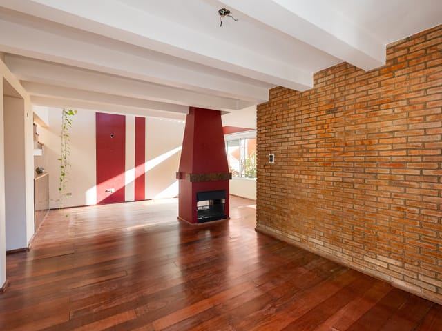Casa com 450m² 3 quartos e 1 banheiro, à venda, no bairro Três Vendas em Pelotas