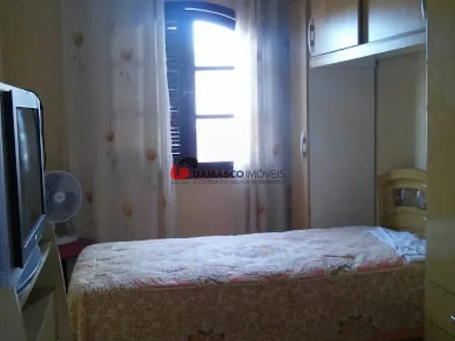Sobrado com 176m² 3 quartos e 1 banheiro, à venda, no bairro Jardim Santo Alberto em Santo André