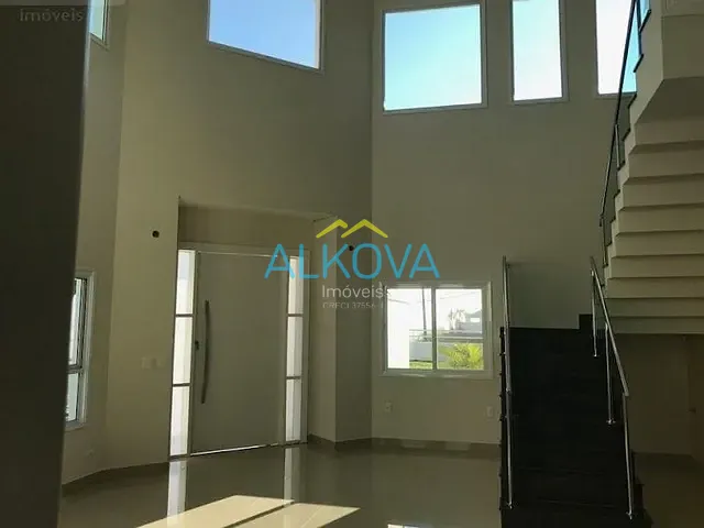 Sobrado com 750m² 5 quartos e 7 banheiros, à venda ou para alugar, no bairro Condomínio Residencial Jaguary em São José dos Campos