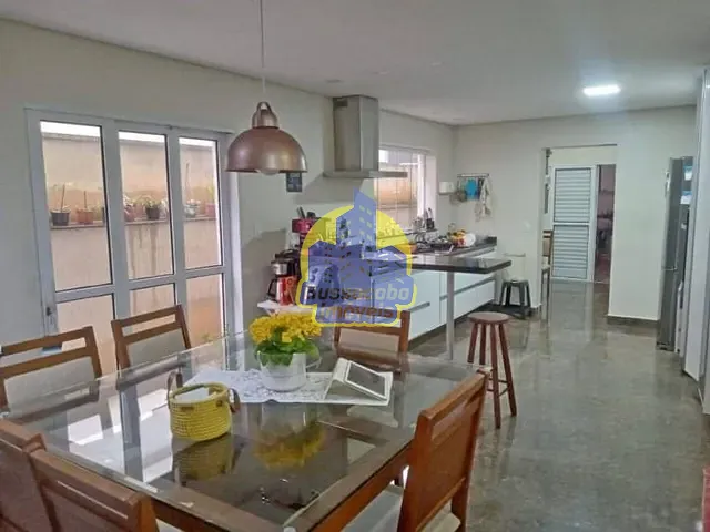 Sobrado com 170m² 3 quartos e 3 banheiros, à venda, no bairro Vila Yara em Osasco
