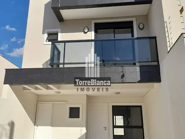 Sobrado com 138m² 3 quartos e 4 banheiros, à venda, no bairro Uvaranas em Ponta Grossa