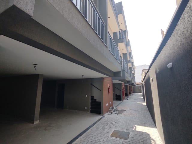 Sobrado 2 quartos e 2 banheiros, à venda, no bairro Itaquera em São Paulo