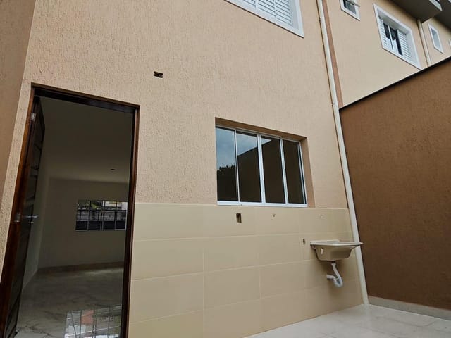 Sobrado com 63m² 2 quartos e 1 banheiro, à venda, no bairro Vila Aurea em São Paulo