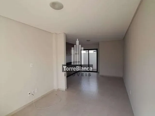 Sobrado com 66m² 3 quartos e 2 banheiros, à venda, no bairro Uvaranas em Ponta Grossa