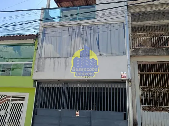 Sobrado com 150m² 5 quartos e 4 banheiros, à venda, no bairro Industrial Anhangüera em Osasco