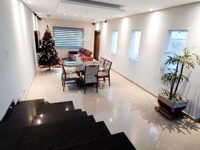 Foto do Sobrado - Sobrado com 3 dormitórios à venda, 190 m² por R$ 850.000,00 - Villa Branca - Jacareí/SP | INDEPENDENCE NEGOCIOS IMOBILIARIOS LTDA