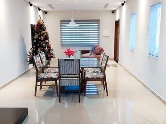 Foto do Sobrado - Sobrado com 3 dormitórios à venda, 190 m² por R$ 850.000,00 - Villa Branca - Jacareí/SP | INDEPENDENCE NEGOCIOS IMOBILIARIOS LTDA