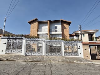 Foto do Sobrado-Sobrado para venda em Vila Maria com 3 quartos, sendo 1 suíte, 223m²