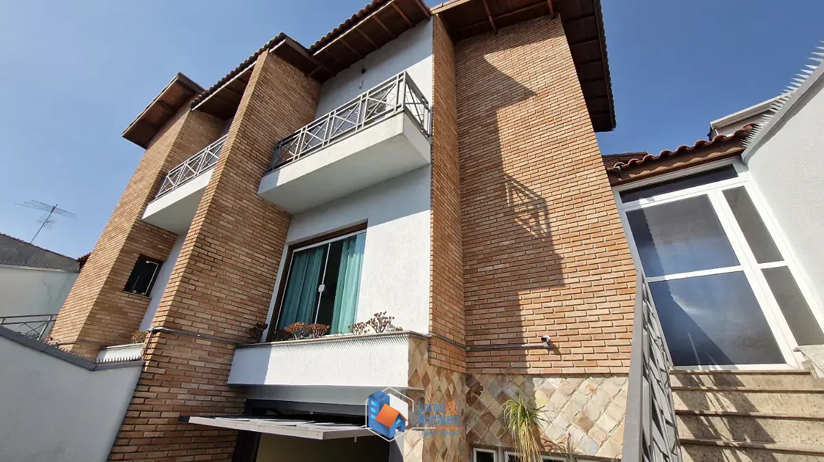Sobrado, 3 quartos, 223 m² - Foto 1