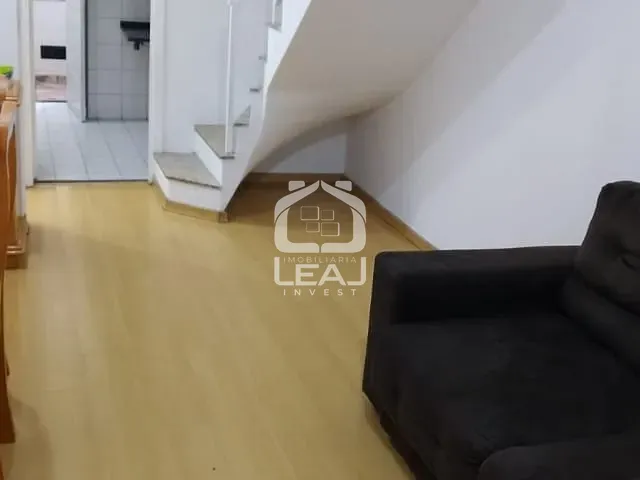 Sobrado 3 quartos e 2 banheiros, à venda, no bairro Parque Munhoz em São Paulo