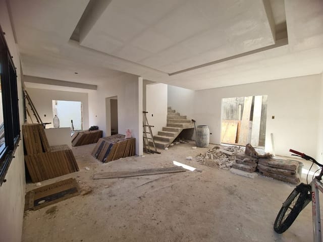 Foto do Sobrado - Sobrado com 4 dormitórios à venda, 200 m² por R$ 1.065.000,00 - Jardim das Indústrias - São José dos Campos/SP | RUSSI IMÓVEIS