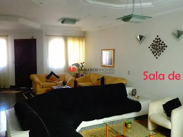 Sobrado com 398m², à venda, no bairro Osvaldo Cruz em São Caetano do Sul