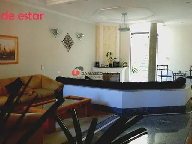 Sobrado com 398m², à venda, no bairro Osvaldo Cruz em São Caetano do Sul