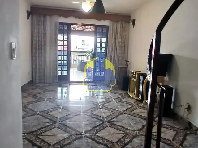 Sobrado com 220m² 3 quartos e 3 banheiros, à venda ou para alugar, no bairro Vila Yolanda em Osasco