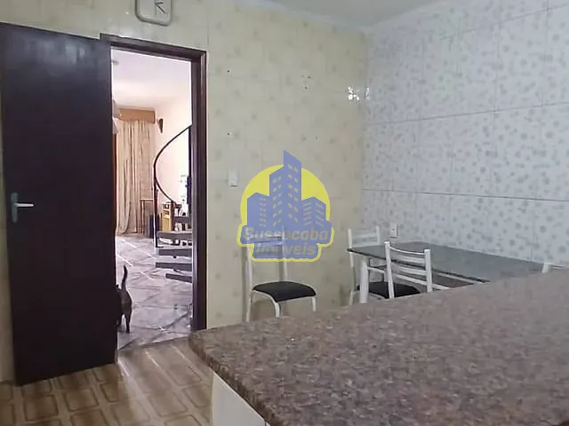 Sobrado com 220m² 3 quartos e 3 banheiros, à venda ou para alugar, no bairro Vila Yolanda em Osasco