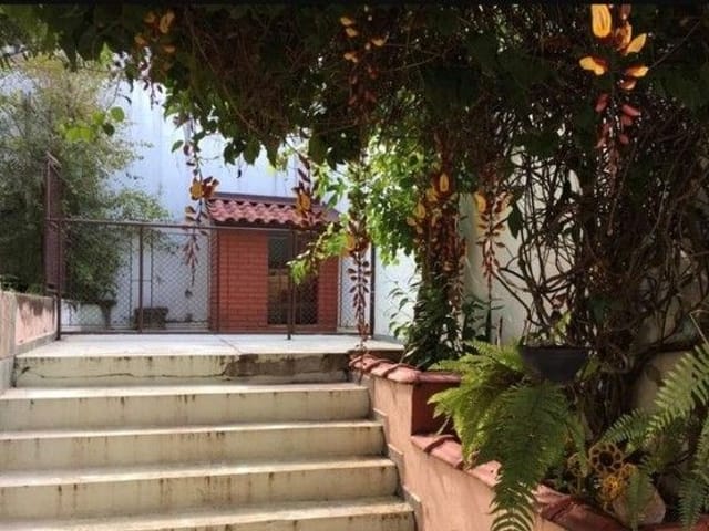 Foto do Sobrado - Sobrado com 3 dormitórios à venda, 350 m² por R$ 800.000,00 - Vila Zezé - Jacareí/SP | INDEPENDENCE NEGOCIOS IMOBILIARIOS LTDA