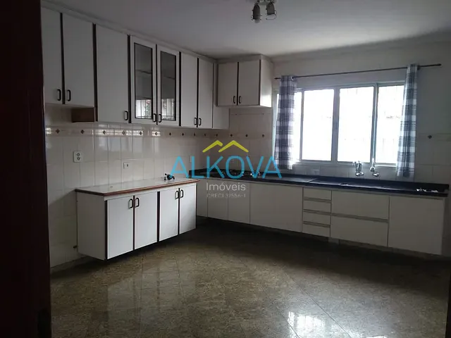 Sobrado com 537m² 8 quartos e 7 banheiros, à venda, no bairro Jardim das Indústrias em São José dos Campos